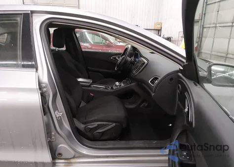 2015 Chrysler 200 Limited from USA, damaged, VIN 1C3CCCAB0FN732652